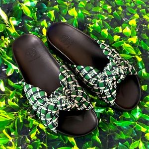 NWT Tory Burch Green & Navy Logo Slides - 8
